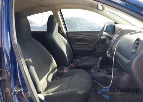 2014 Nissan Versa 1.6 S z USA, uszkodzony, nr VIN 3N1CN7AP3EL858854